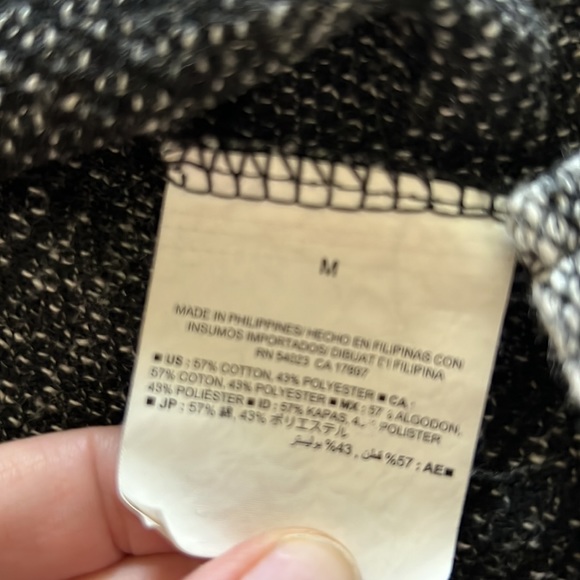 Old Navy Knit Shirt - Picture 4 of 8